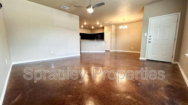 Building Photo - 1669 Sabine