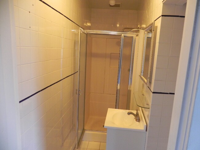 Foto del edificio - 186 Grasmere Ave