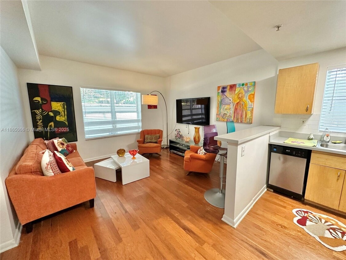 Foto principal - 1542 Drexel Ave