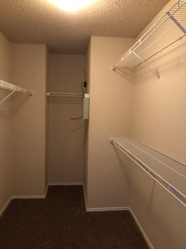 1404 Wenatchee Dr, Krum, TX 76249 House for Rent in Krum, TX