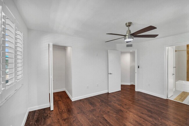 Foto del edificio - 4550 SW 68th Ct