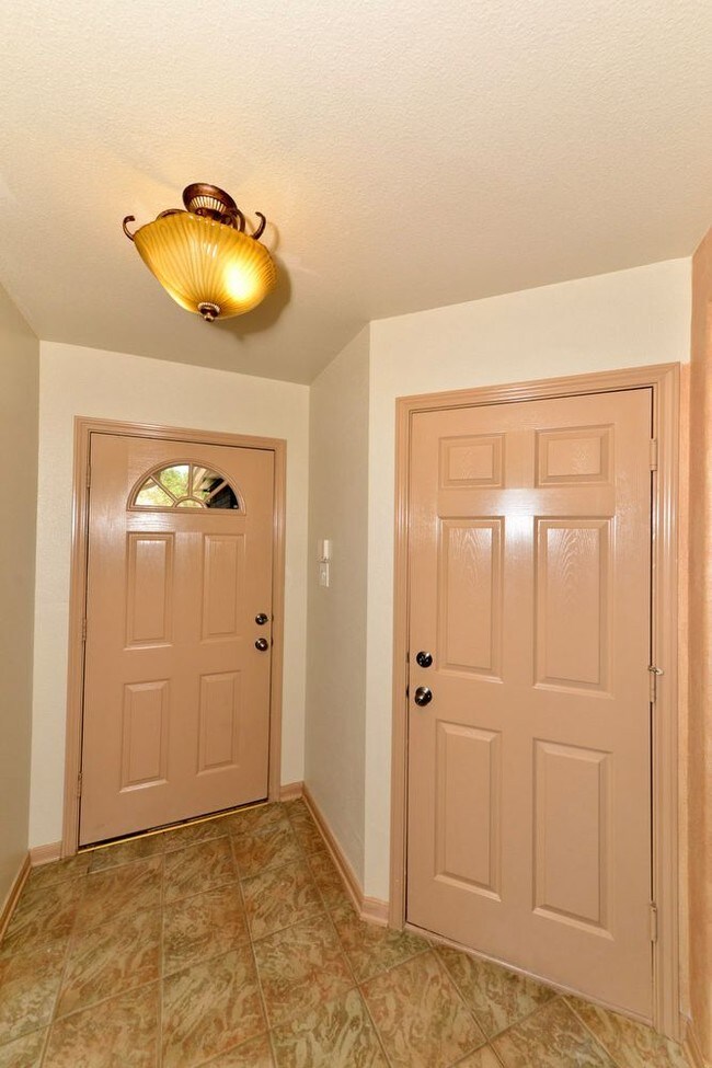 Building Photo - 39 Roan Heights, San Antonio TX 78259