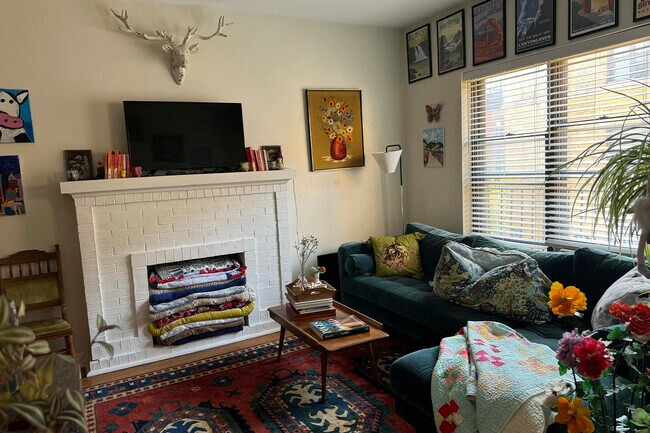 Foto del edificio - 727 W Roscoe St