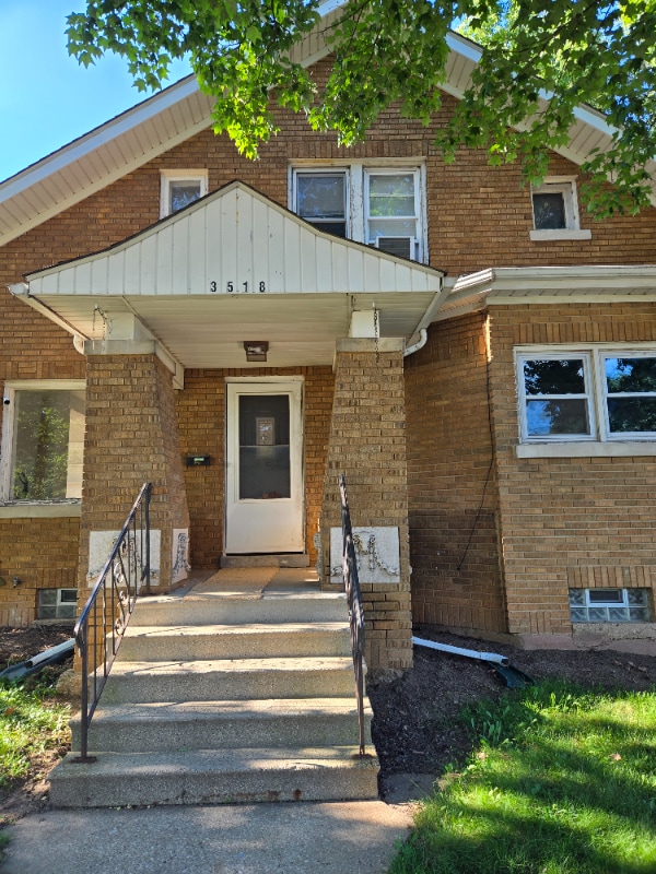 Building Photo - 3518 57th St