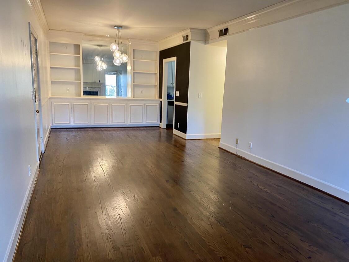 living room - 514 Sloan Rd