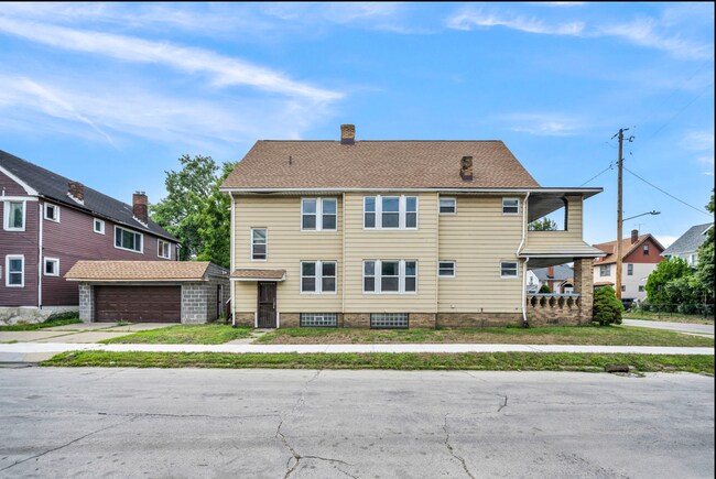 Foto del edificio - 12730 Barrington Ave