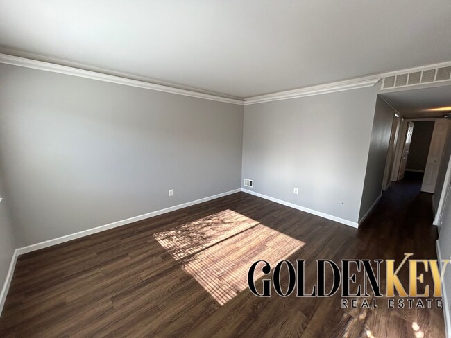 Building Photo - Lovely Updated 3 Bedroom Ferndale Home