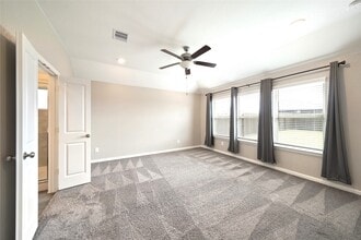 Building Photo - 30023 Vallonea Oak