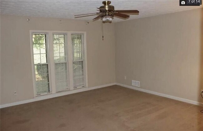 Building Photo - 3526 Clubland Dr