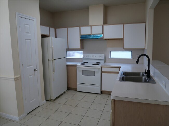 Foto del edificio - 6289 Wilcrest Dr