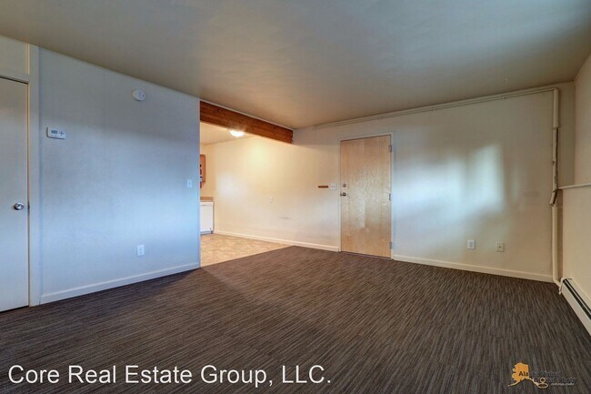 Building Photo - 3806 Taft Dr