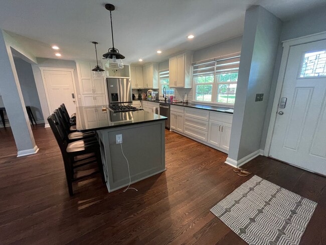 Foto del edificio - 1012 Elmwood St