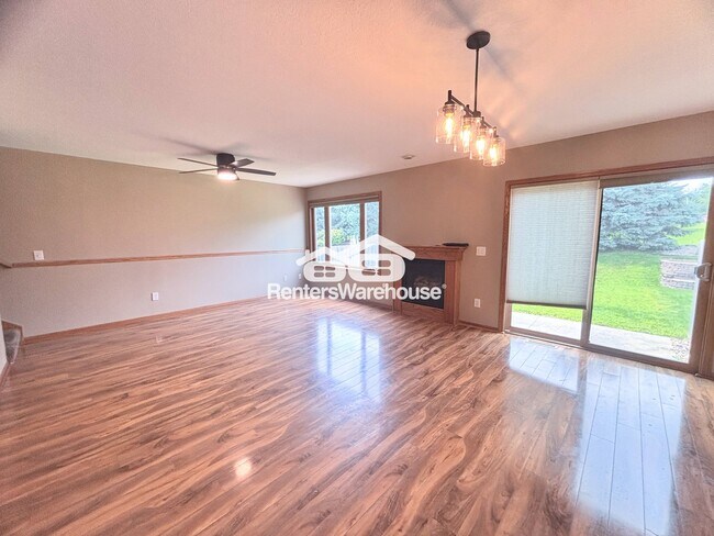 Foto del edificio - 737 Kitterman Cir