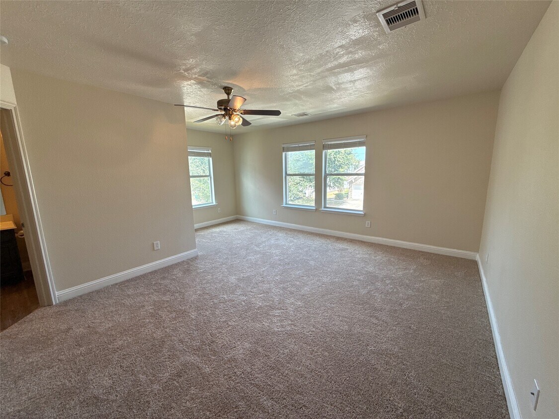 Foto del edificio - 3115 Ribbon Creek Way