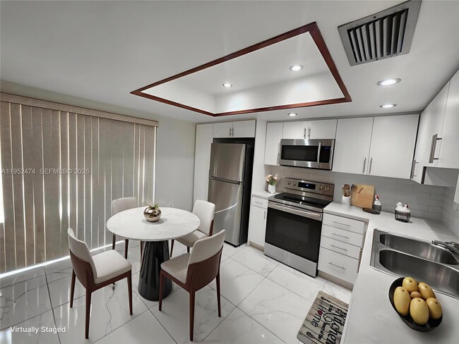 Building Photo - 12396 SW 94th Ln