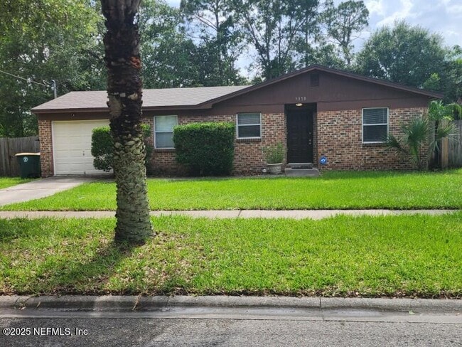 Building Photo - 3058 Mangrove Ave
