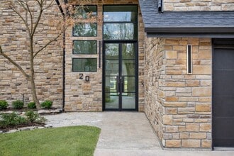 Building Photo - 20 Buttonbush Ct