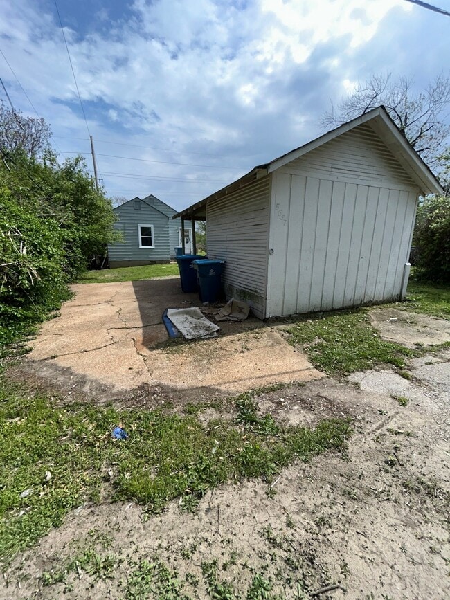 Foto del edificio - 5637 Jennings Station Rd