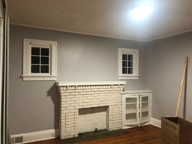 Building Photo - 48 Parkside Ct