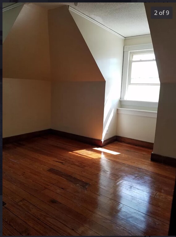 Building Photo - 442 Farmington Ave