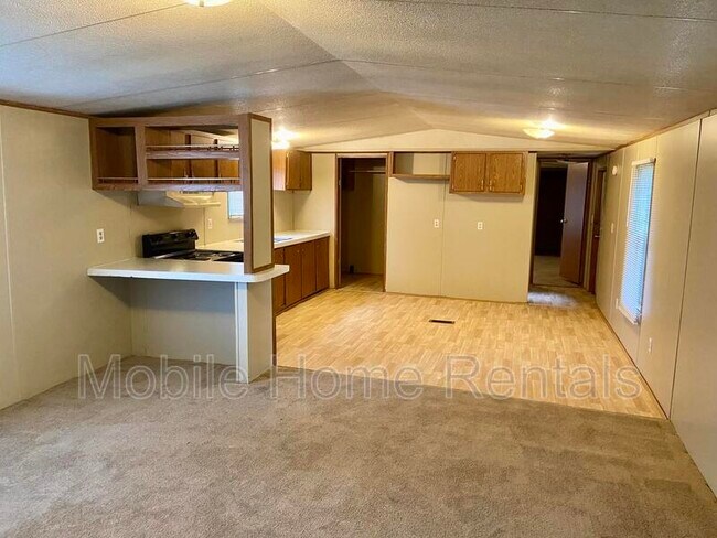 Building Photo - 2119 Beaverdam Rd