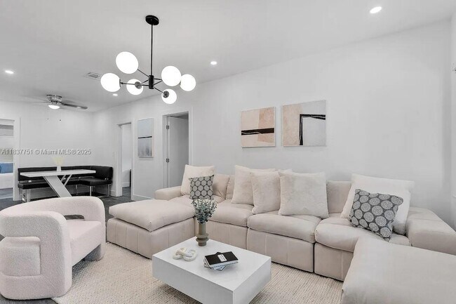 Foto del edificio - 5821 NW 1st Ave