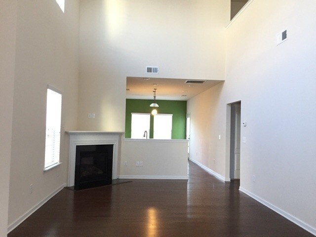 Foto del edificio - Wonderful 4bd/2.5bth in a great community!