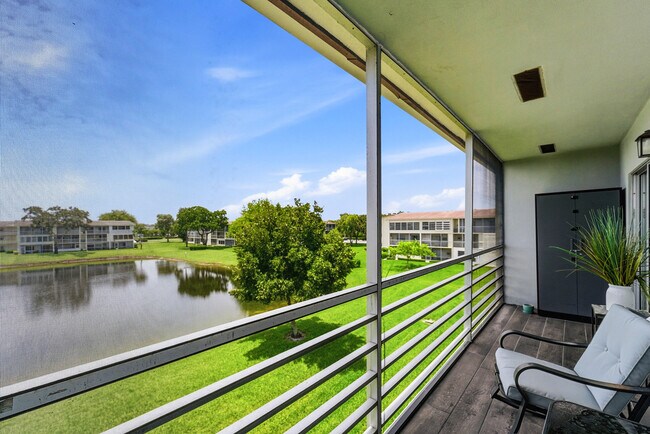 Foto del edificio - 368 Mansfield Dr