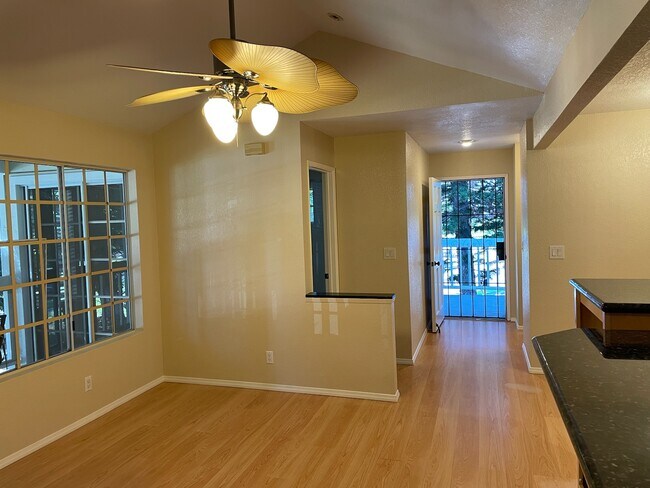 Foto del edificio - 68-3883-3883 Lua Kula St