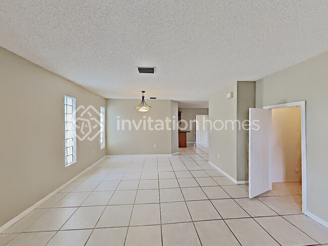 Building Photo - 2450 NW 72nd Ave