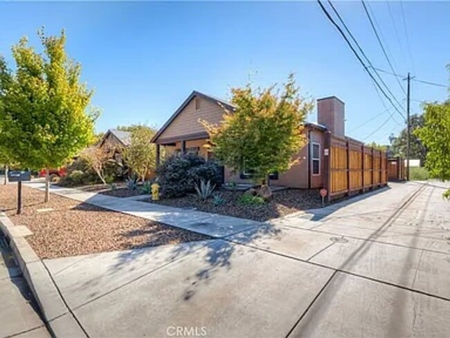 Building Photo - Coming Soon 3Bed 2bath 2016 Build!! One ti...