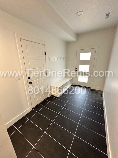 Photo - This property offers a NO DEPOSIT option a... Apartment