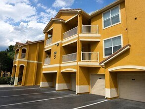 Building Photo - 8848 Villa View Cir