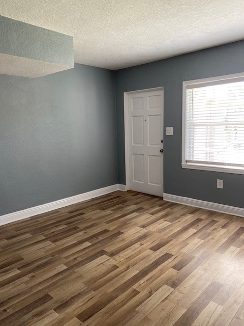 Living Room 2 - 225 E New Hampshire St