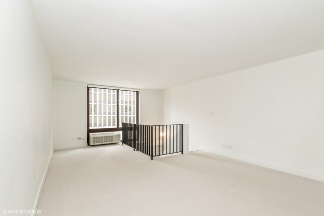 Foto del edificio - 1221 N Dearborn St