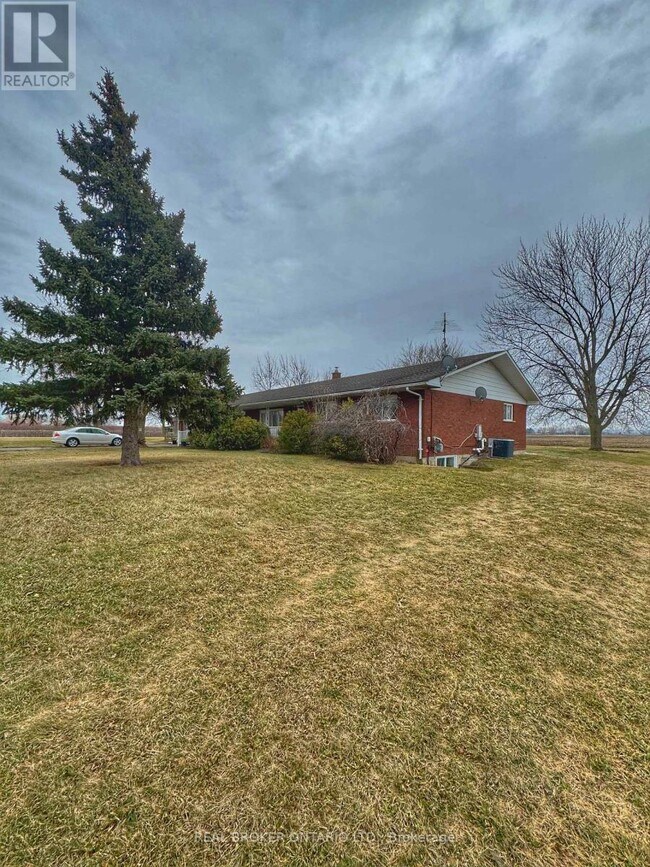 Photo du bâtiment - 797 Line 2 Rd