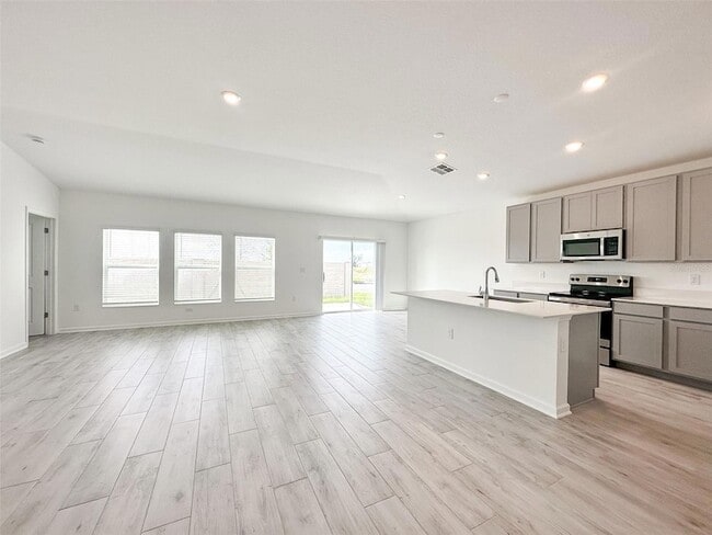 Building Photo - 2302 Burney Fls Ln