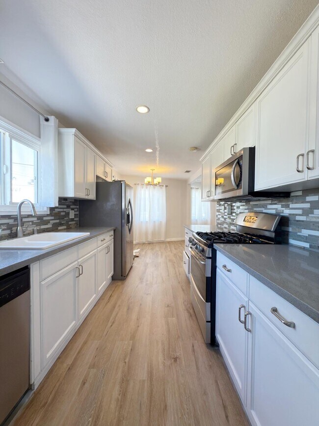 Foto del edificio - Atwater Village Bungalow Unit #1