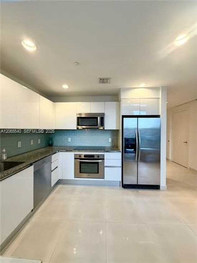 Photo - 1050 Brickell Ave cu-206