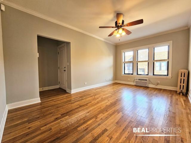 Building Photo - 1 bedroom in CHICAGO IL 60613