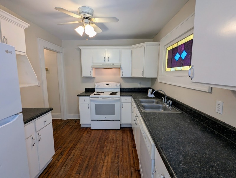 Foto principal - 812 W Georgia St