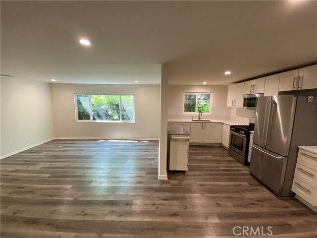 Foto del edificio - 208 S Park View St