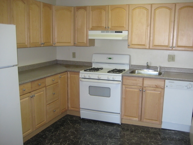 Photo - 41 Bay State Rd Apartment