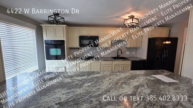 Photo - 4422 W Barrington Dr- House