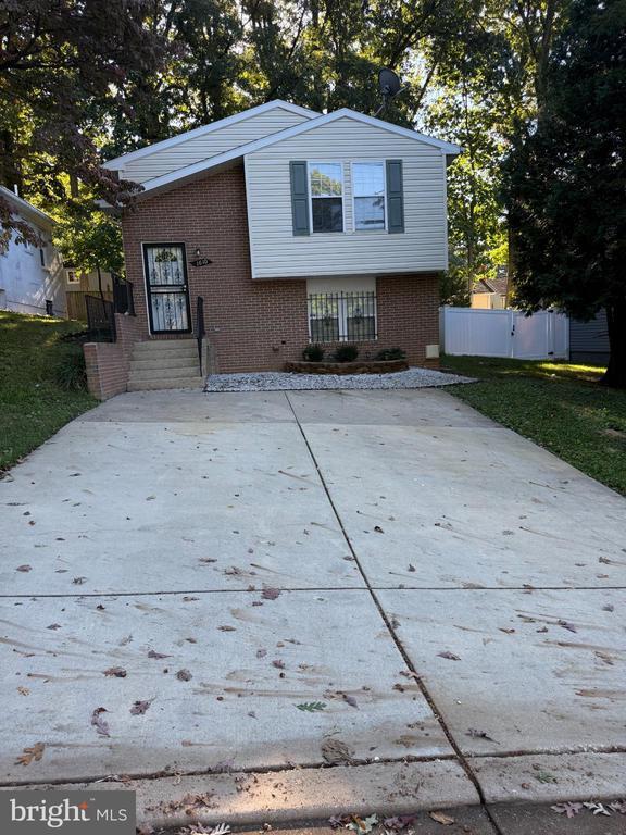Building Photo - 1610 Opus Ave