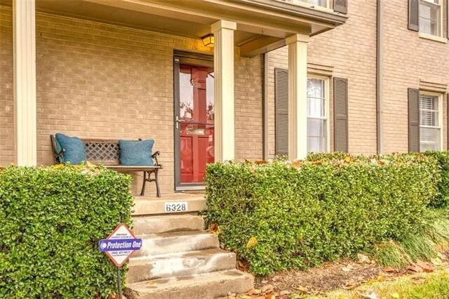 Foto principal - 6328 Bordeaux Ave