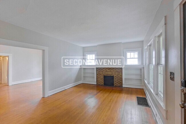 Building Photo - 4105 Avenue Q
