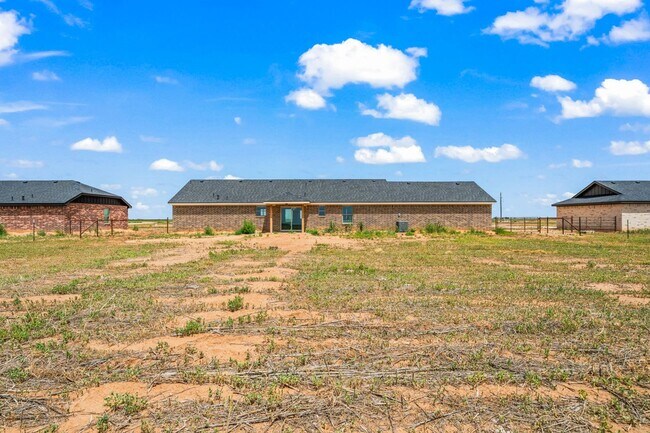 Foto del edificio - New Construction Home In Idalou ISD!