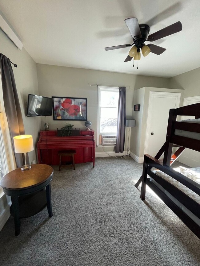 Foto del edificio - 815 Pitkin Ave