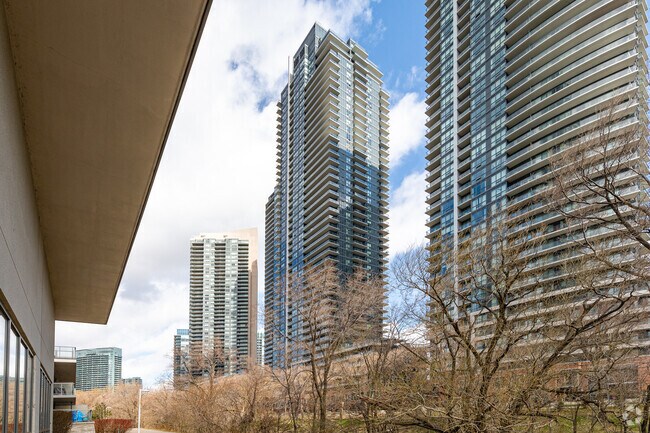 Extérieur du bâtiment - Westlake Village